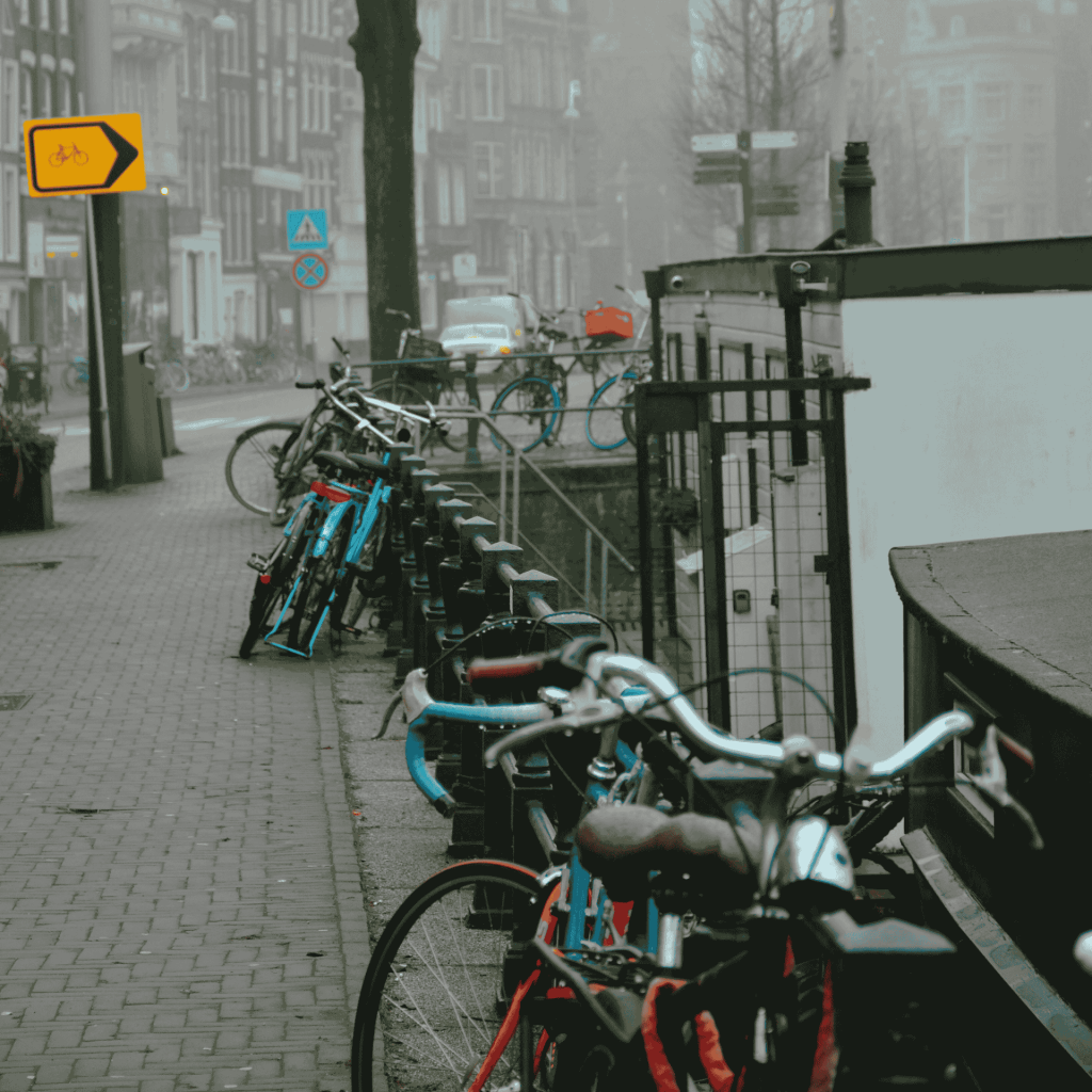 can-you-park-in-a-bicycle-lane